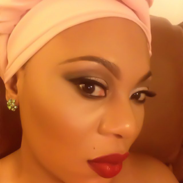 Sophisticated chick with a classy kickFeeling gud about urself is contagious,n I have started an epidemic.Stress is foreign to me #Wifey