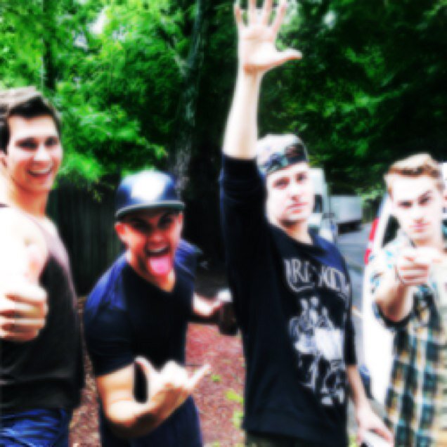 no me sigas, mejor sígueme aquí  @1LoveMyIdols  daré followback - Don't followme  @1LoveMyIdols  followback
