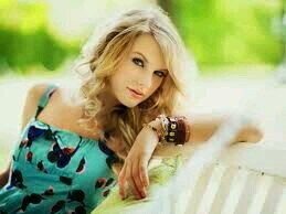 Swiftyingg all the day. Idol; @taylorswift13
