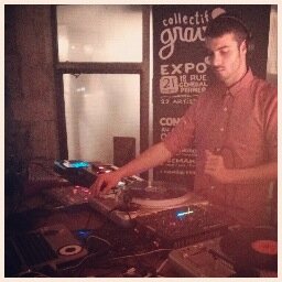 deep/tech house ! 
:)