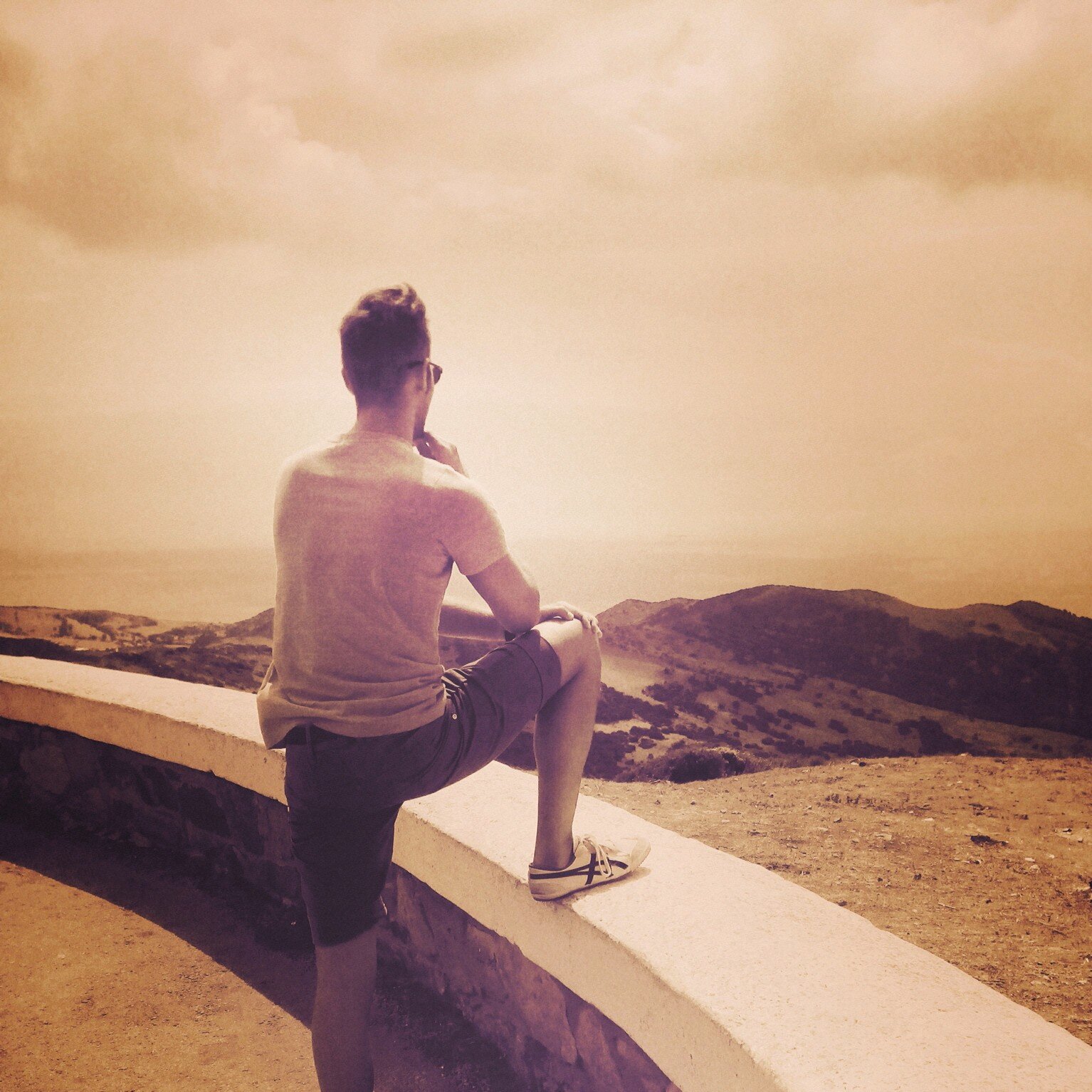 charangona's profile picture. deportista 100%, trabajador 99%, fanático del cine y sobretodo amante de las buenas playas,además de estar rodeado de gente pura,buena y de calidad