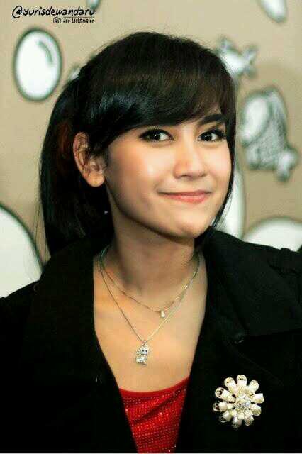 AnisaChyby's profile picture. minat fanbase? harga n cara beli contact me! 085713023283 thx