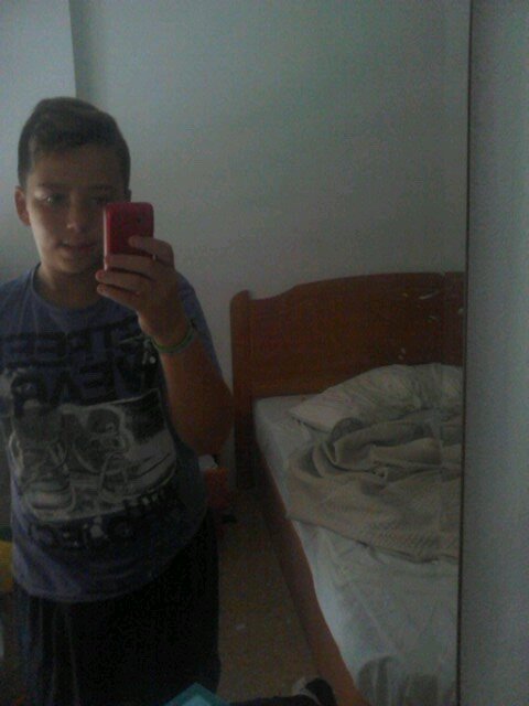 antes de  crticarme intenta alcanzarme,si no limitame a admiradme
