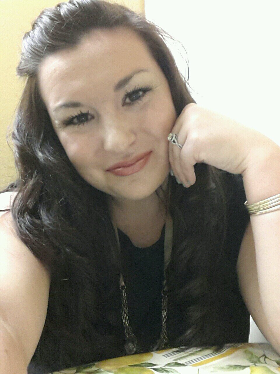 Jesus lover, wife to Tyler, photographer, artist, book worm, gypsy soul, mama to an angel, big sister to 4 littles
