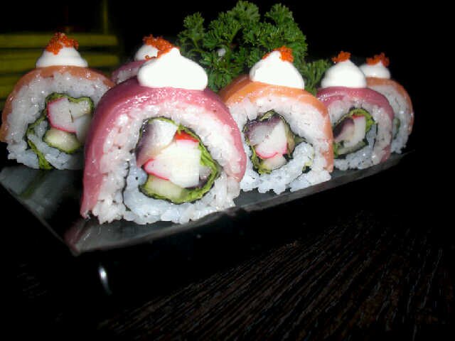 sushi_teio_'s profile picture. sushi, okonomiyaki, takoyaki..fresh and best price cp: 085793253000/08814560574 for meeting,wedding,birthday,ext brnc: @KrangKringBdg @koloni108