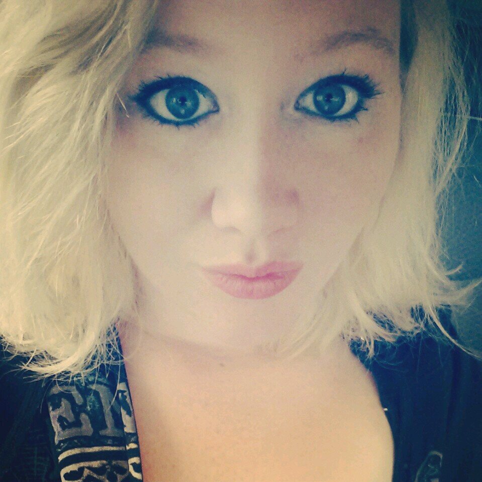 meganthatsall's profile picture. I eat babies... and ovaries... yum