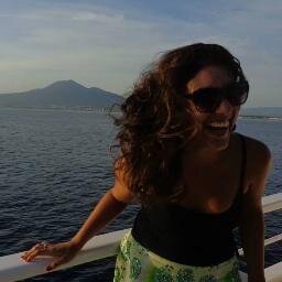 Comunicadora social, docente investigadora de la @UNSL subsecretaria de Formación y politicas culturales del @MinGenerosAr