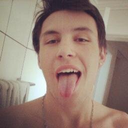 Deixa a doideira bater  - PAZ  _\|/_ ☮✌☮