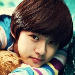 안녕하세요! I'm SHINee World&Kiss Me Thailand. My name is SAIY(ทราย). 저는 성혜나 입니다. 나는 샤이니&유키스 사랑하다. I love SHINee MINHO & U-Kiss DONGHO.-Thank you for following me ^^