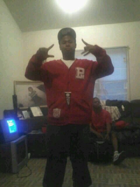 Rapper and Baller. I from the SouthSide of ChIraq#HBSU# Part of Royal Gang.# TheFutureofMusic