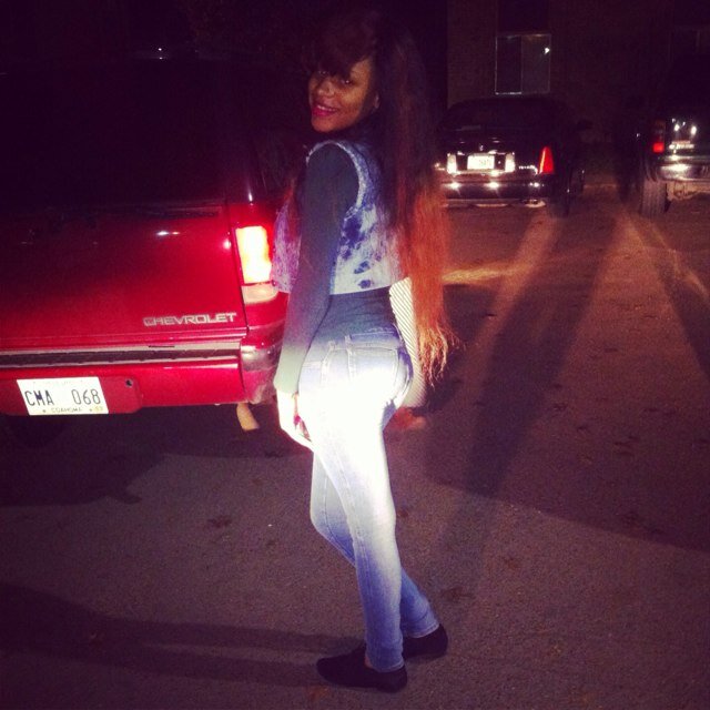 If you following me, you're following the wrong page. Follow me @iFly_1st_Class and my twin @_ALLthingsPINK