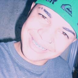 ... #_PAi_&_MÃE s2 ... Libriano , 18 anos Quer  ... saber ... mais https://t.co/9xczyMoRty
