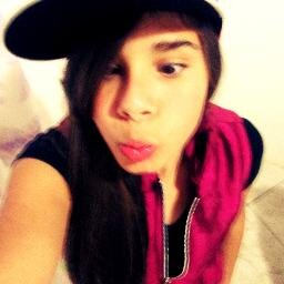 Uma menina idiota ;3
