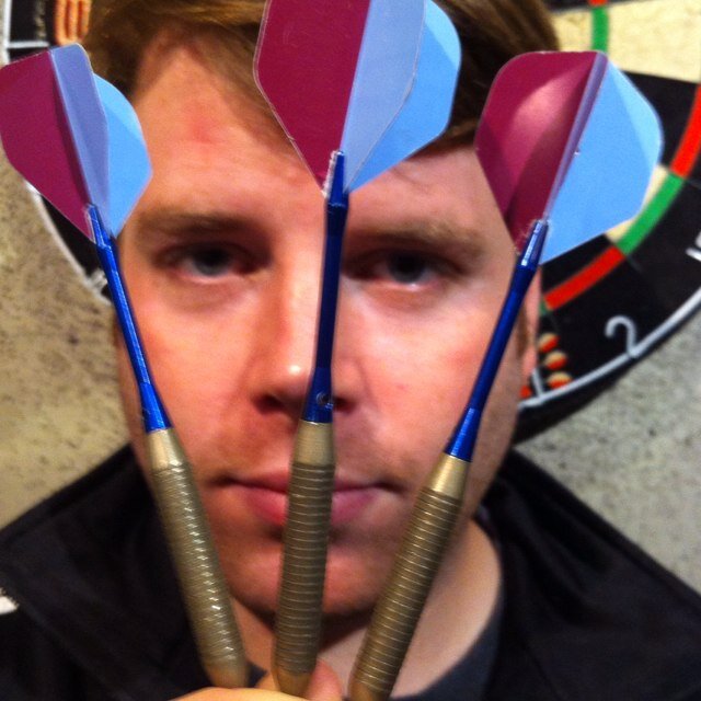 Throwin' darts and breakin' hearts
