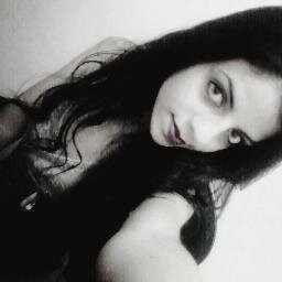 Às vezes a única escolha que temos é não escolher, é deixar acontecer, sem saber que caminho ou final que iremos parar.
