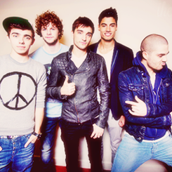 SMILE YOU'RE BEAUTIFUL♥ - #twfanmily since 19/10/10 + proud!☺ I'm a fan of most stuff, and I follow back everyone x