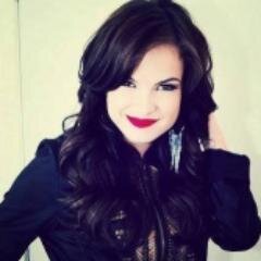 olá gente esse FC foi dedicado a nossa querida lua blanco no dia 29/12/2011, como perceberam sou mega fã da lua blanco se voce e tambem segue?? sigo de volta