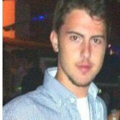 Estudiante de Medicina. Colegial de CMU Gelmírez. Amante de los animales, fan del Celta y madridista. Apasionado de la MotoGP.