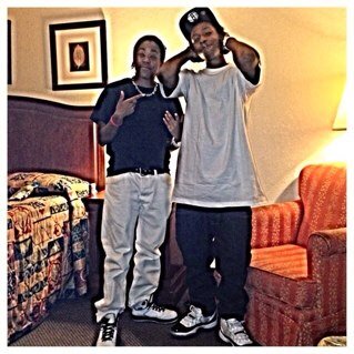 #TrillFam i die 4 free my mf #Bossman Jmoney #GoE 6lueFlag Fuck the world die #Trill #ABNGang