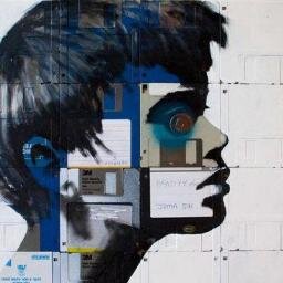 FVM__'s profile picture. Anonyymi rakkaustrolli. Kiinnostaa: elämä, maailmankaikkeus ja kaikki.