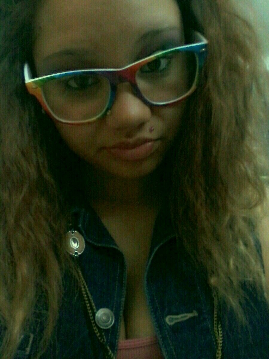 ...FWM.....IMMA THA REALLEST BXXTCH....II LOVE WOMEN...CHILL WIDT NIGGAS....EITHER FOLLOW MEE...OR KEEP PASSING...GETT TWH KWN MEE...DHEN U JUDGE MEE..