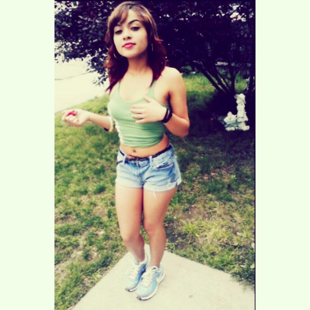 Damaris Morales ✌❤ Follow , 6'22  •