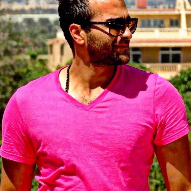 mohimen_m's profile picture. ممنوع دخول الخرفان و ولاد المره