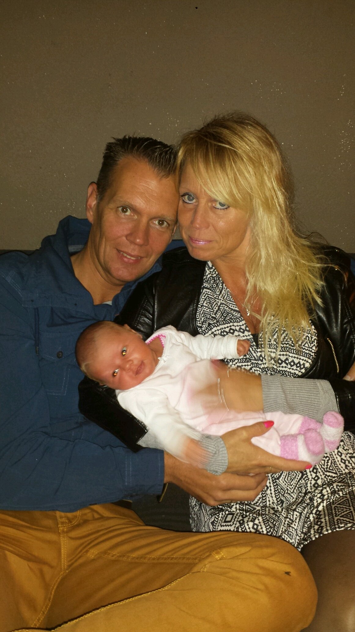 Piostorm's profile picture. Financiele en ict zaken, gek op mijn meisje, trotse vader, schoonvader en pake, #muziek #christen #gitaar #hardlopen #vogels #tennis #film #gadgets #tuin #bono