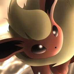 Lvl 46. ♀. Naturaleza serena. Algo miedosa con los desconocidos. Muy glotona, le gustan los sabores dulces y salados. Entrenador: @PKMNTrainerSSBB [Multiverse]