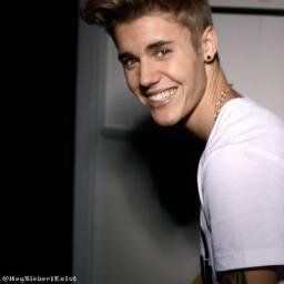 Do you want to see perfection? Darling just look at Justin Bieber - Justin followed me 17/3-2011 Believe tour 23/4-2013  Purpose tour 29/9-2016  best days ever!