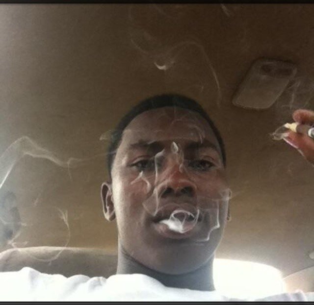 2TRiLL STr8flexxn on the niggas#51/50 All is well
