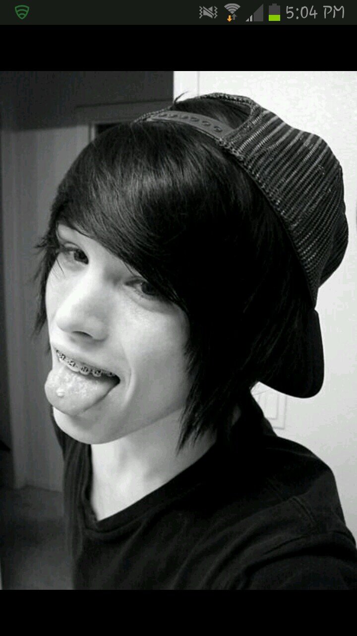Hai i'm Ashey :3 Kaden is mine so fuck off c: