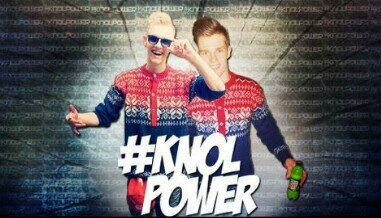 #KnolPower! Bij de 500 Followers deel ik een Motherf*cking gaaf T-shirt uit van @EnzoKnol en @DitIsMillan ....... Follow Me! @EnzoIsBaas