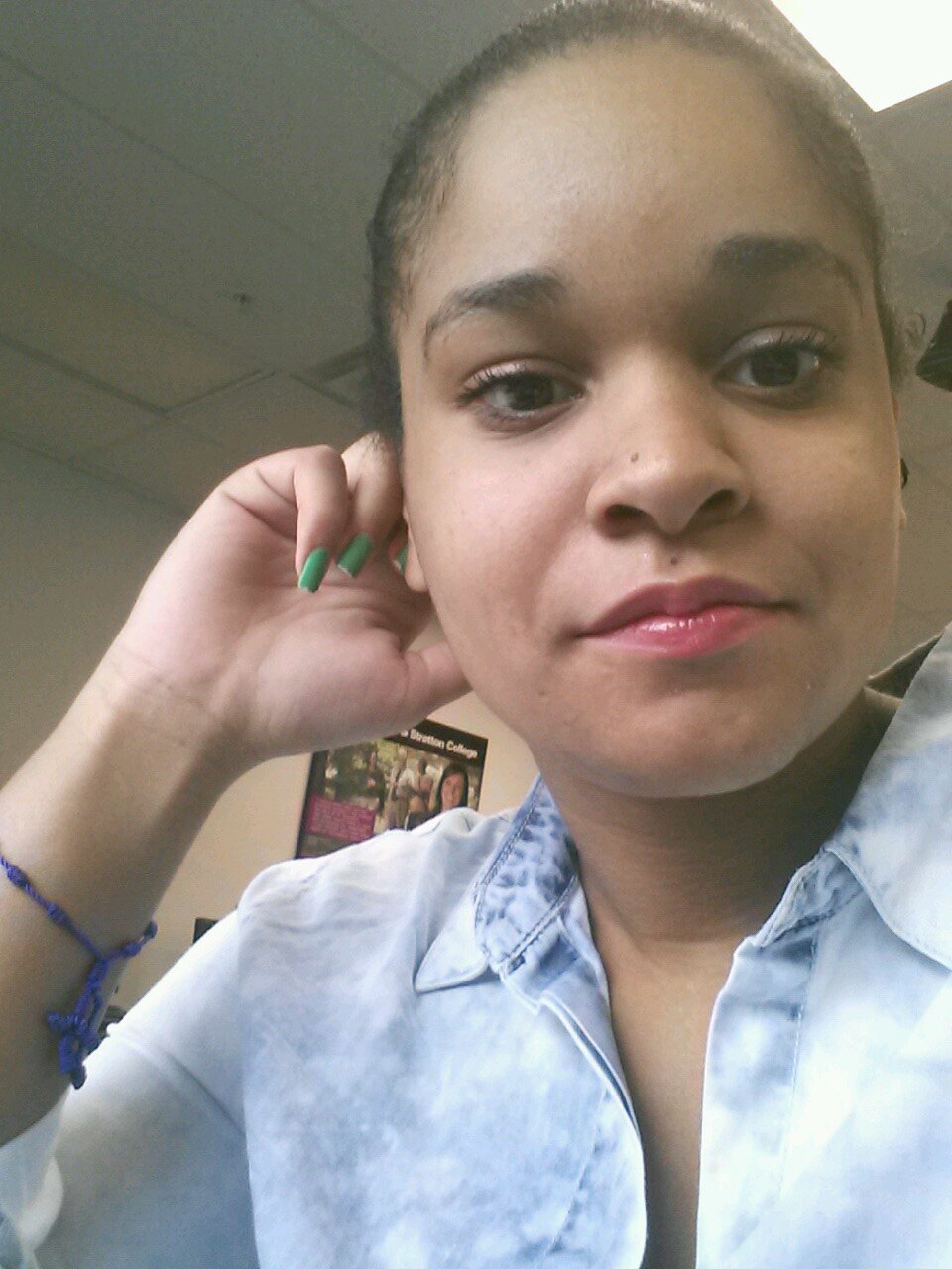 Smos_Closet's profile picture. LOVE clothes and shopping!