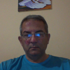 Se me fosse possível, escreveria a palavra SEGURO no humbral de cada porta, na frente de cada homem, convencido estou que o SEGURO livra as familias de danos.