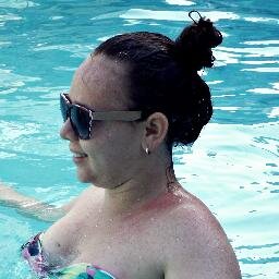 Taurina nata!
23 anos.