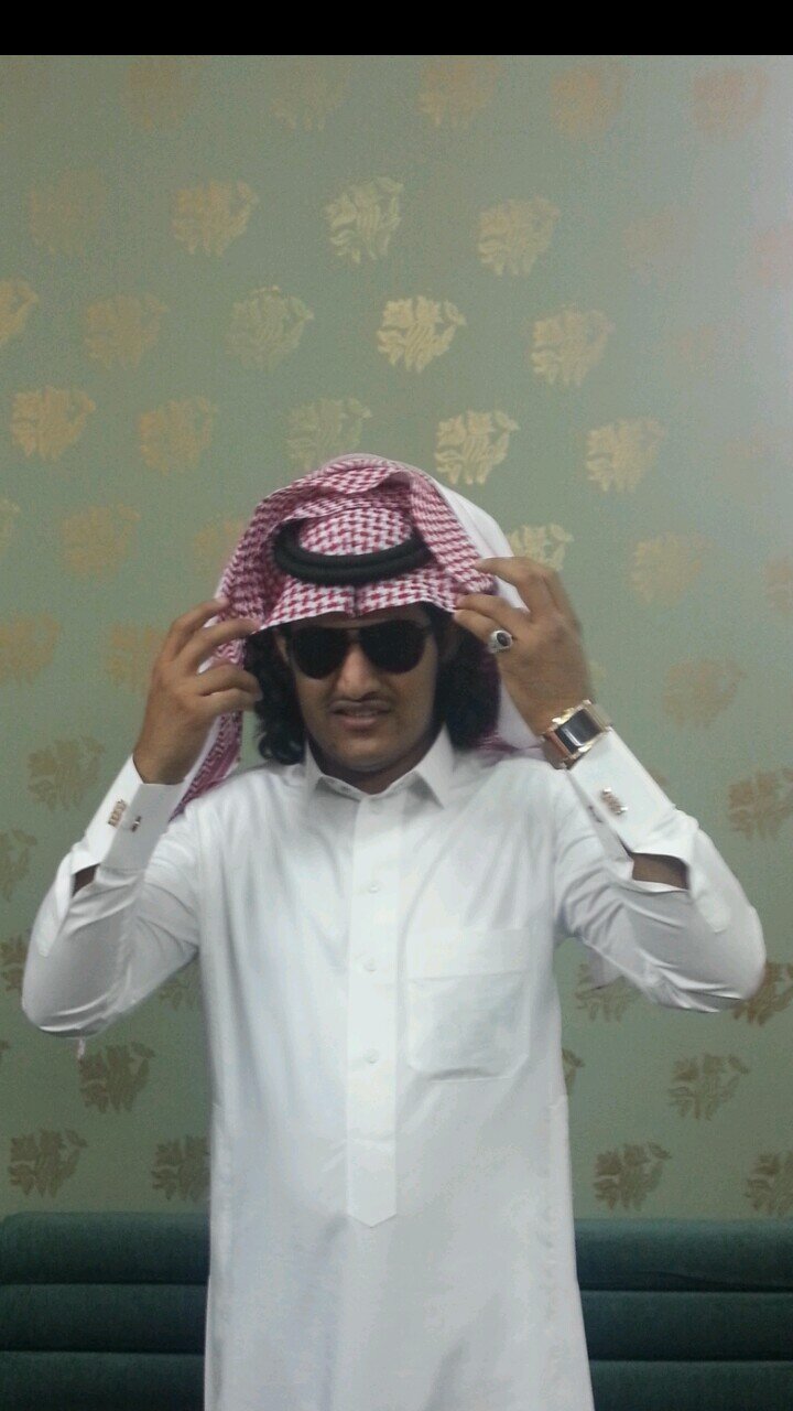 ‏ادعس علآ خشم الردي وتعدآه:: وذآ بغيت الشئ جبته طنآخه