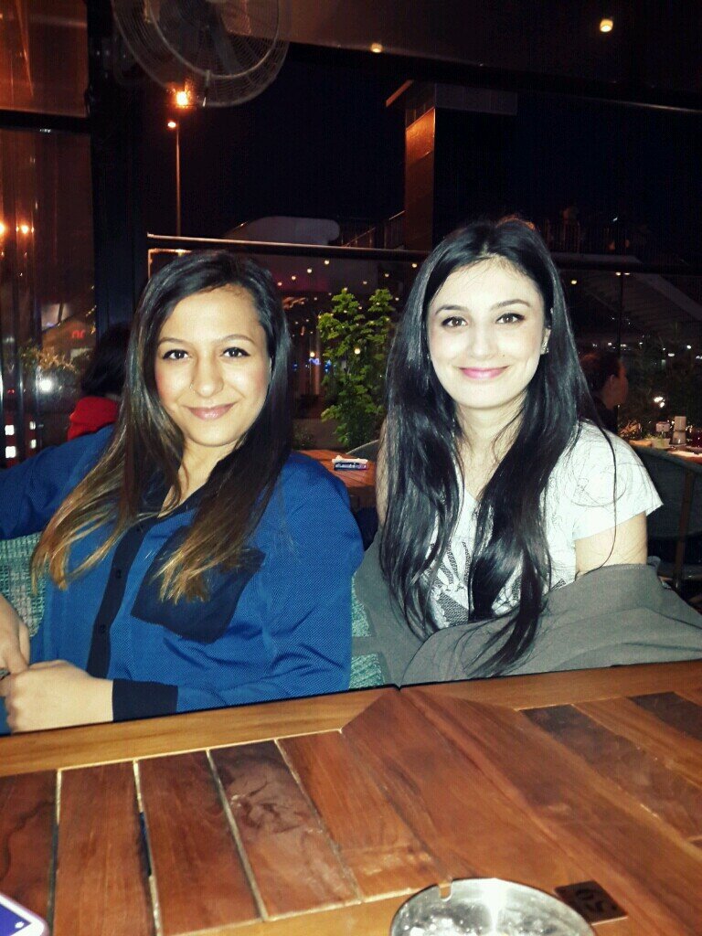 tugcedenzz's profile picture. Biraz votka biraz daha. ~