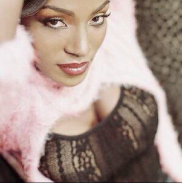 It's Nona Gaye. Daughter of Marvin Gaye. [ROLEPLAY - NOT THE REAL NONA]