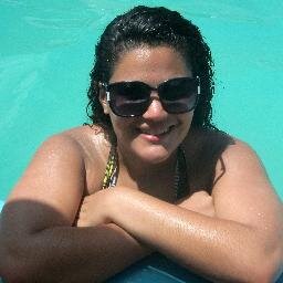 20 anos, Católica, Raposeira&Gremista, Canceriana, Estudante de Psicologia.
