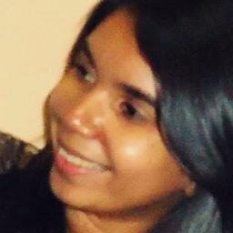 Isabel Simeia, 21 anos, 1,63m, amo musica'