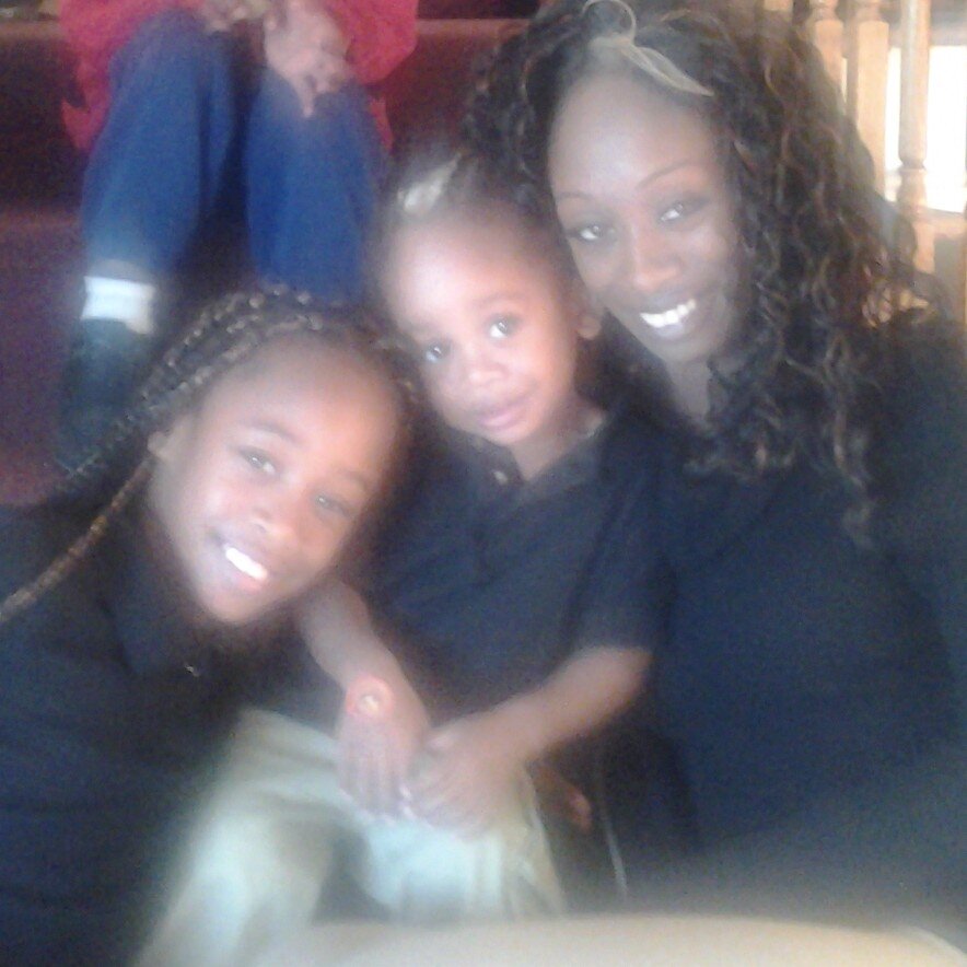 Blessed mother of 2....I live...laugh...n still learning...I say what I want when I want....Diva&aBoss at the same damn time!