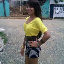 soy una persona k tengo amigos pero pocos y tengo un mejor amigo ese es ♥holguin prensa♥ y soy fanatica de secreto