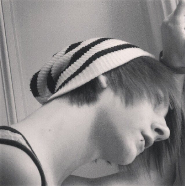17 GAY|SINGLE|i am looking for a bf| im a fun,crazy,awkward,and romantic guy im a kitty hear me ROAR