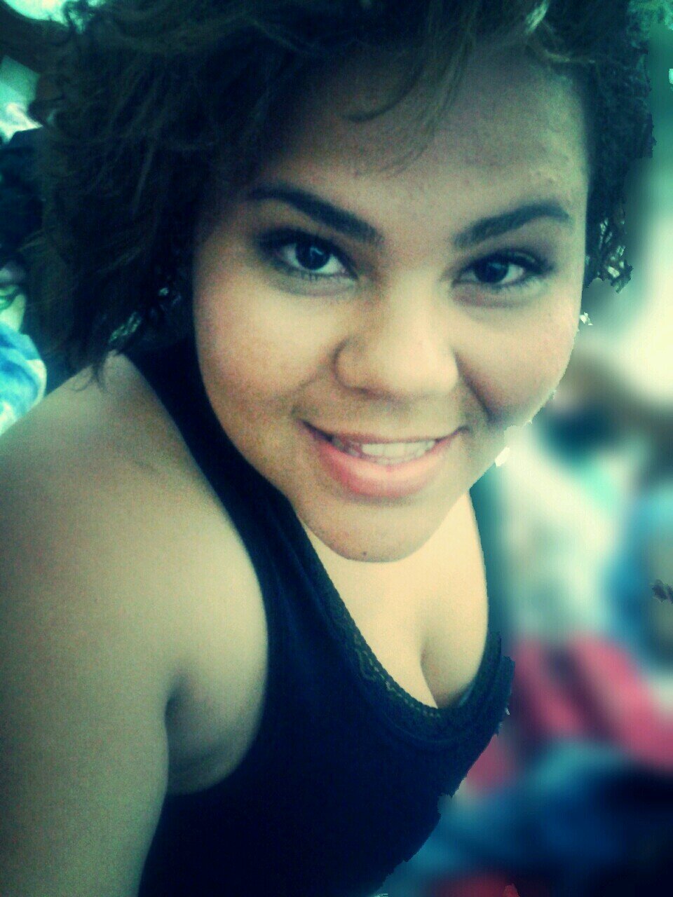 Uma pessoa muiito Happy e comunicativa , gosta de fazer novas amizades e cultivar as antigas ......segue i eu sigo de volta  Follow-me =P