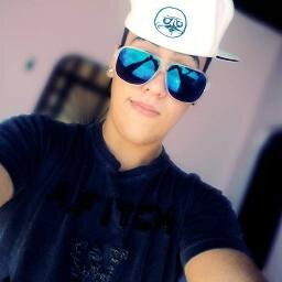 vittinoliveira_'s profile picture. 