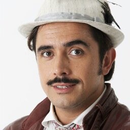 Soy Peter!Un chileno tratando d hacerla d oro en el país del norte. Gringolandia, la Webserie Protagonizada @KokeSantaAna @Nkschneider @AbbyFeldman @AlexHollock