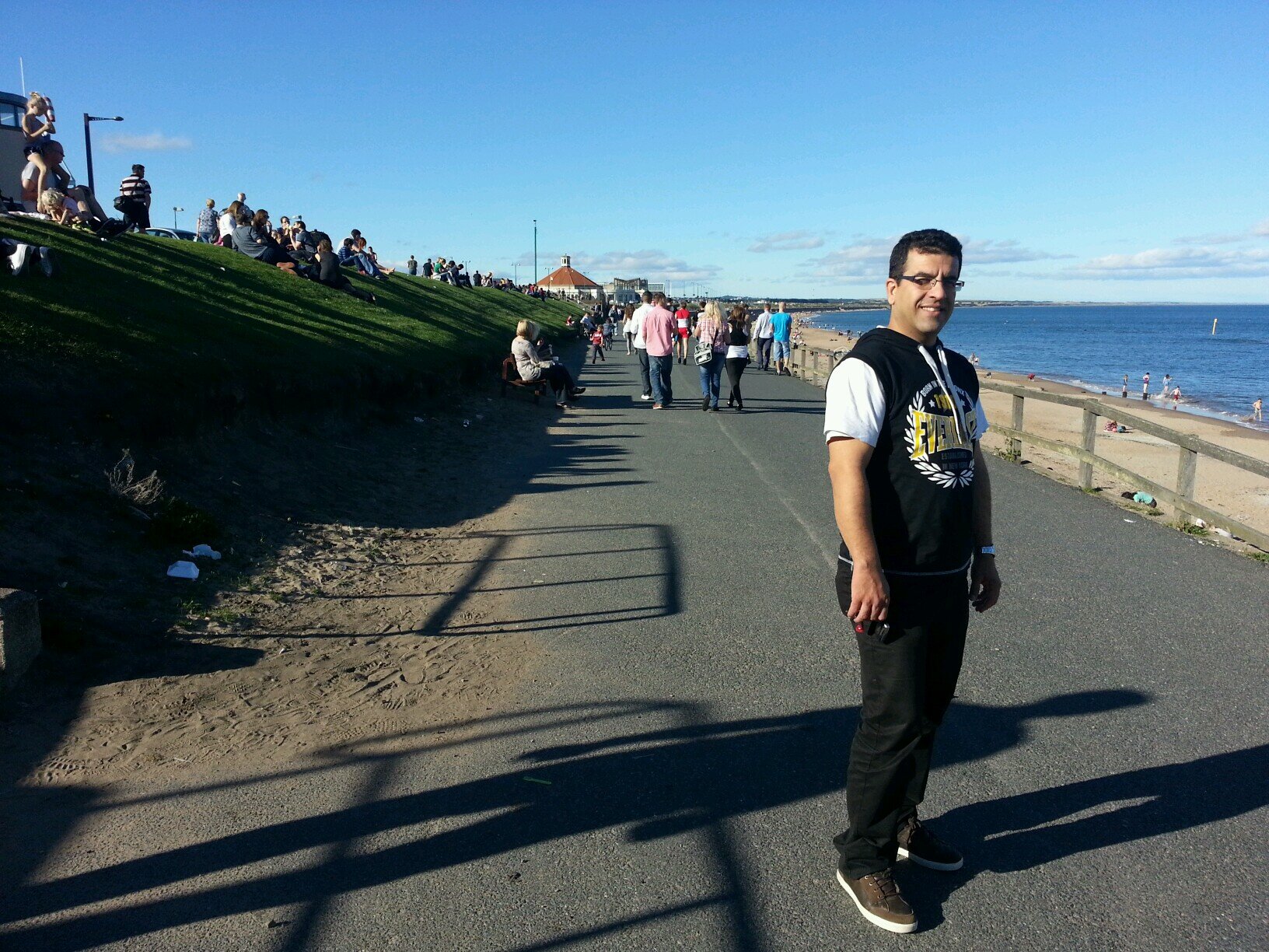 rshirani1's profile picture. 