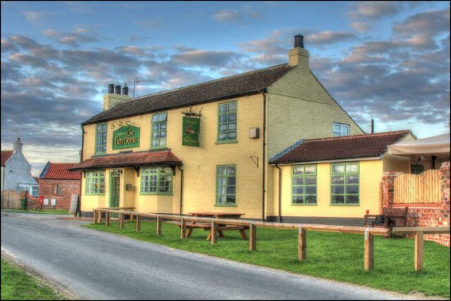 Delightful country pub in Arnold (near Beverley) total refurb,restaurant & beer garden. 01964 500305 http://t.co/vGRfNwwU0o Facebook - The Bay Horse Arnold