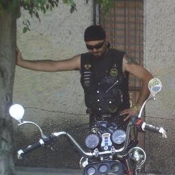 Brujo , Biker y El chico malo de la pelicula gacha , soy multifunciones asi que hago de todo un poco pero Principalmente practico el Palo Mayombe.